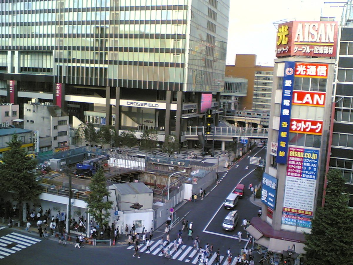 Bic Camera electronics store in Tokyo
