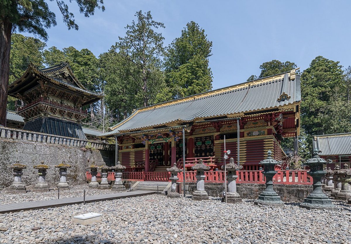 Ornate gate at Nikko Toshogu shrine