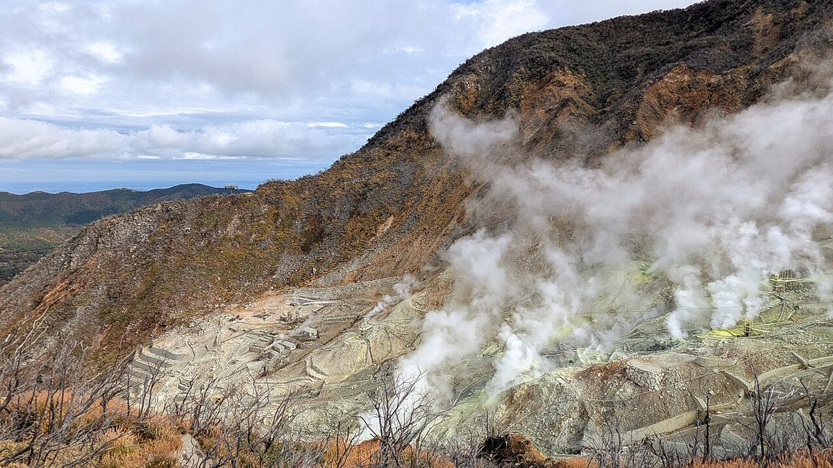 Steaming sulfur vents at Owakudani volcanic valley in Hakone