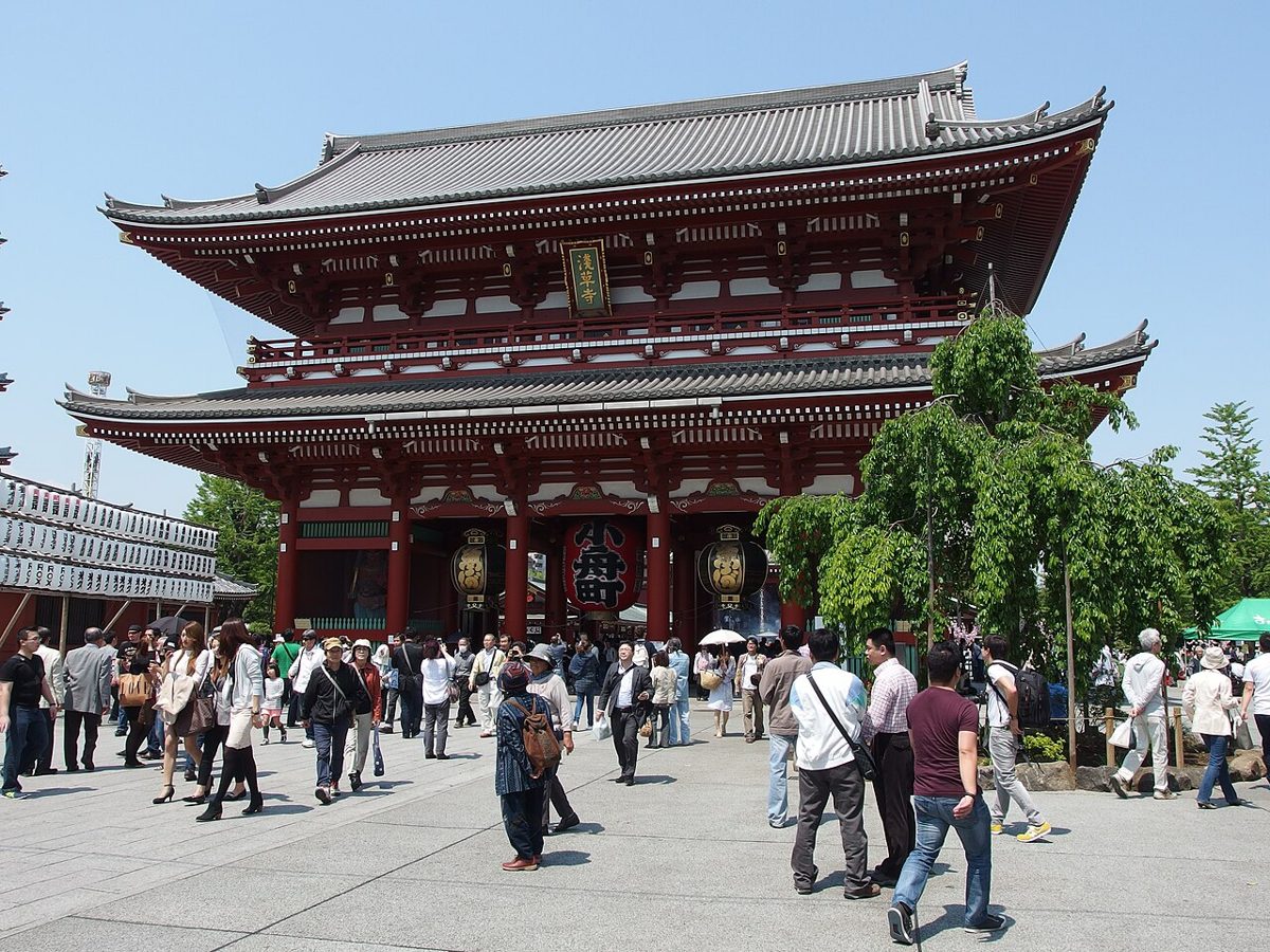 Senso-ji temple and Kaminarimon gate in Asakusa