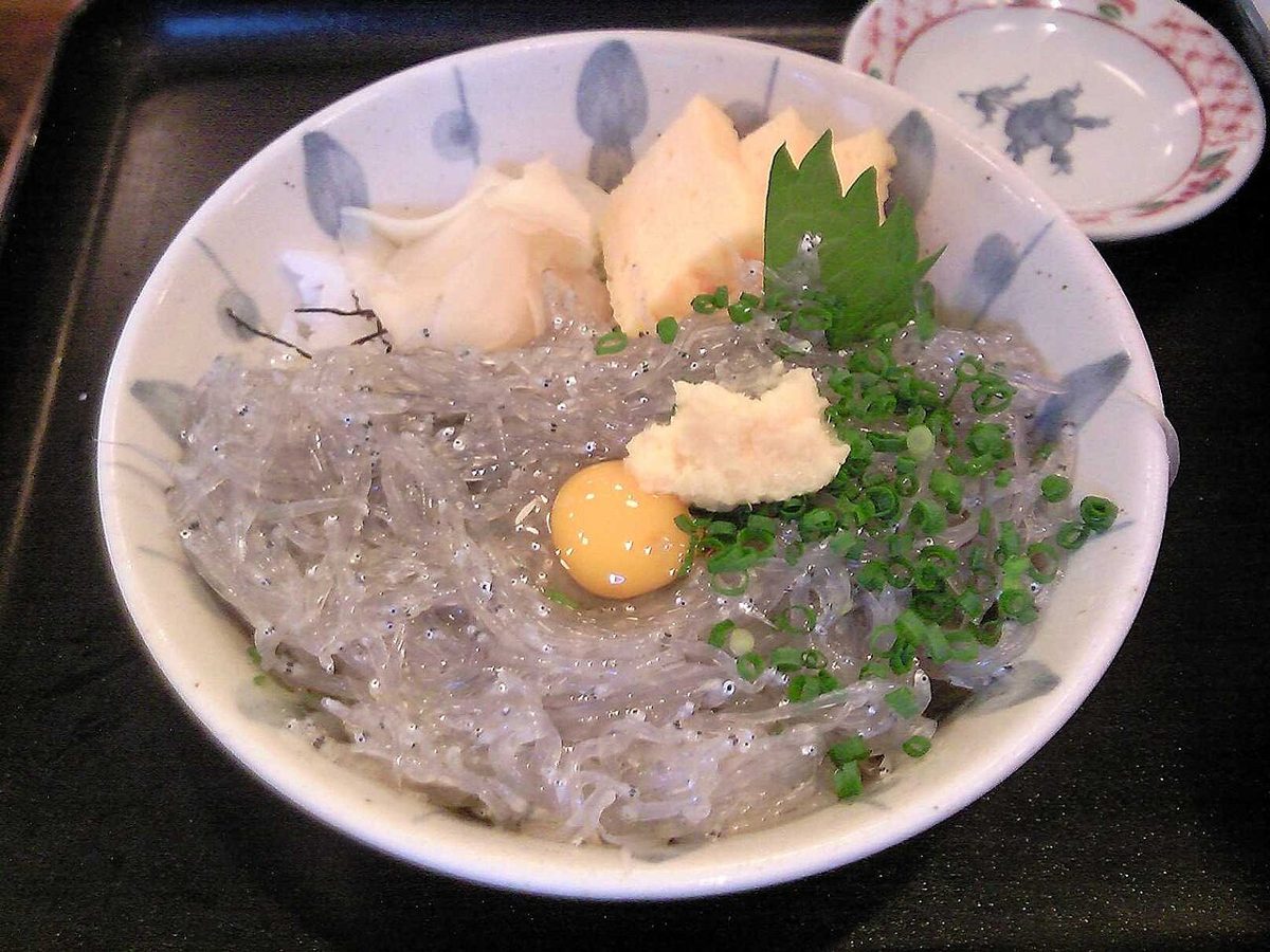 A bowl of shirasu whitebait served over rice, an Enoshima specialty